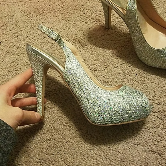 Sparkly heels - Picture 2 of 4